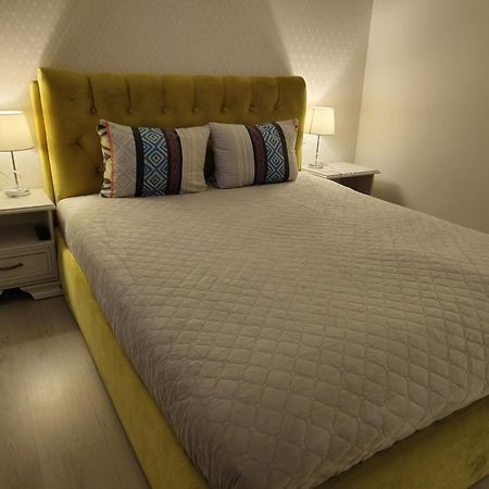 A. G. Central Apartaments Šiauliai Екстериор снимка