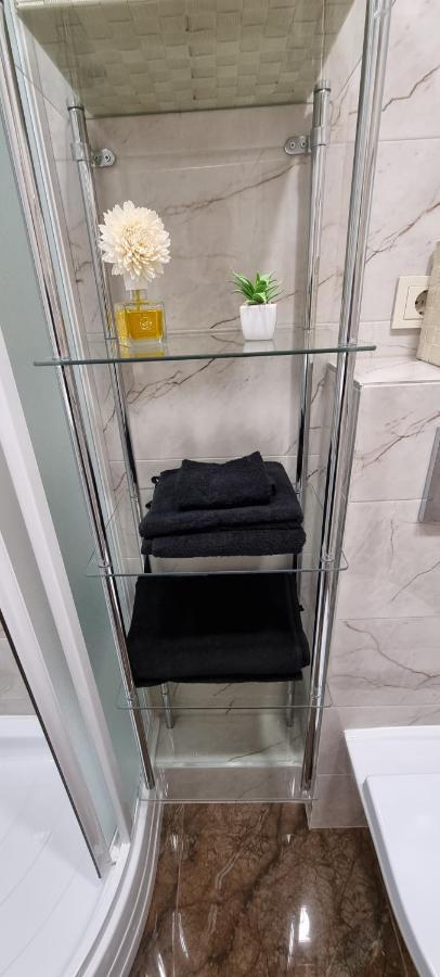 A. G. Central Apartaments Šiauliai Екстериор снимка