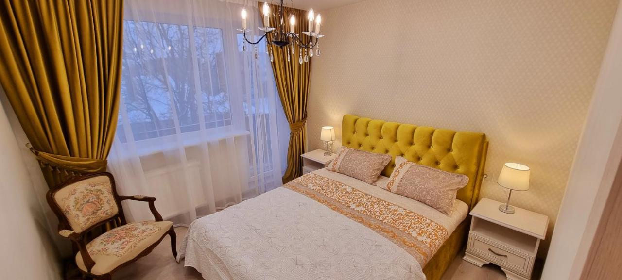 A. G. Central Apartaments Šiauliai Екстериор снимка